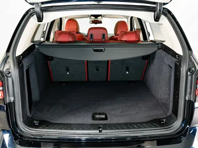 BMW iX3 — Фото автомобиля 25