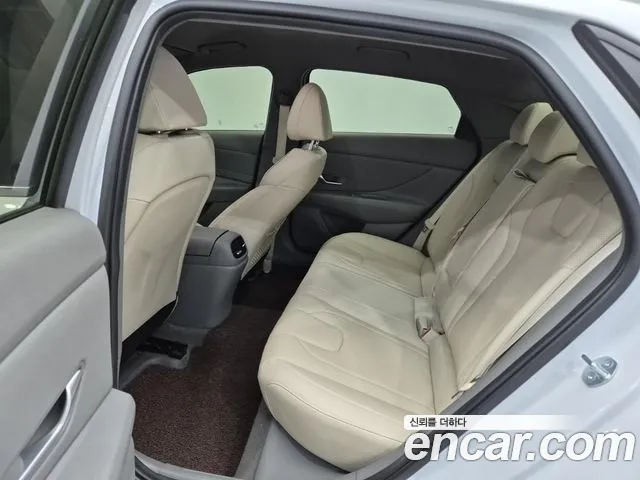 Hyundai Avante — Фото автомобиля 15