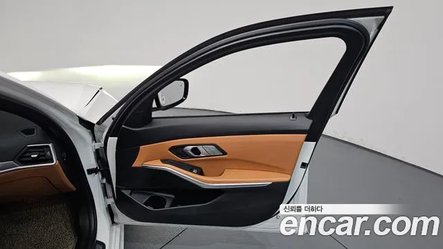 BMW 3 Series G20 — Фото автомобиля 13