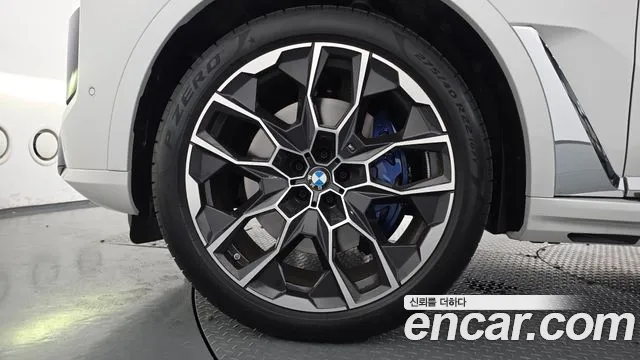 BMW X7 — Фото автомобиля 5