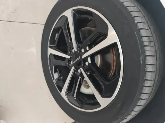 Dongfeng Yixuan MAX — Фото автомобиля 6