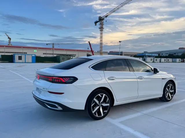 Volkswagen Lamando — Фото автомобиля 5