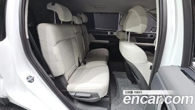 Hyundai Santafe — Фото автомобиля 11