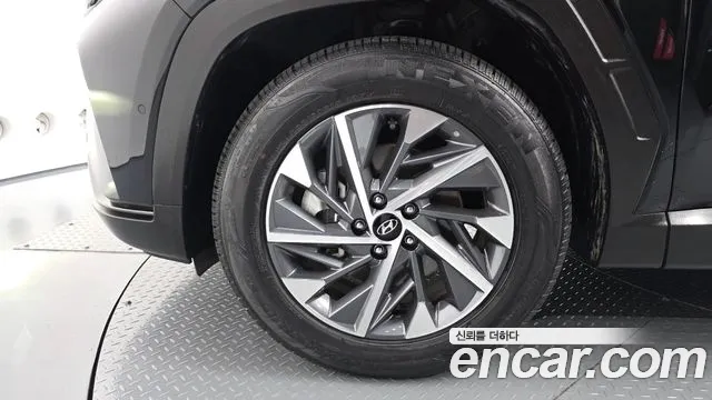 Hyundai Tucson — Фото автомобиля 5