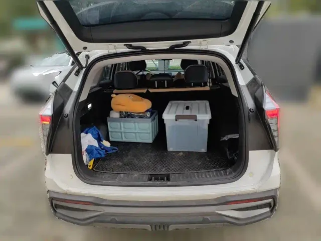 Geely Boyue L — Фото автомобиля 15