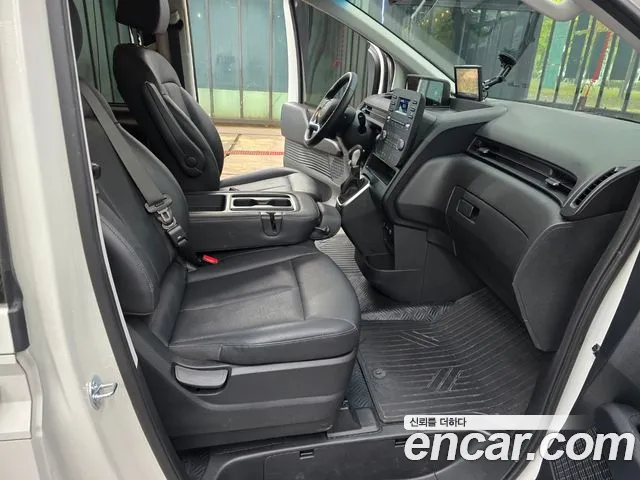 Hyundai Staria — Фото автомобиля 15