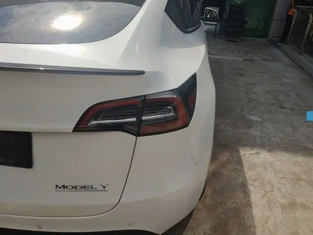 Tesla Model Y — Фото автомобиля 7