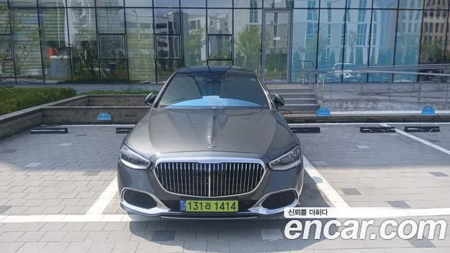 Mercedes-Benz S-Class — Фото автомобиля 2