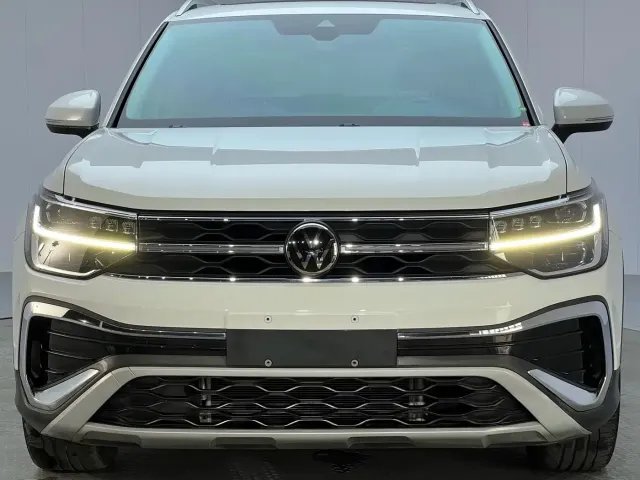 Volkswagen Tharu — Фото автомобиля 2
