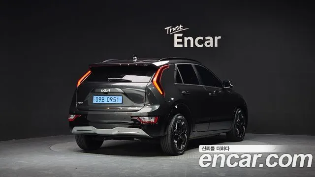 Kia Niro All Niro EV Earth — Фото автомобиля 2