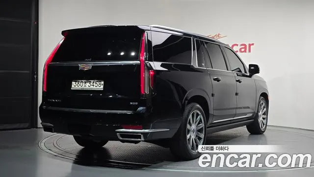 Cadillac Escalade Escalade 5 поколение — Фото автомобиля 2