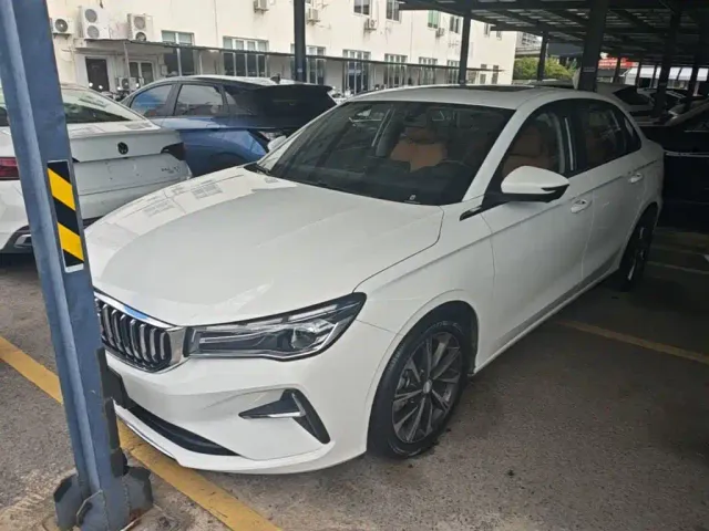 Фотография автомобиля — Geely Emgrand