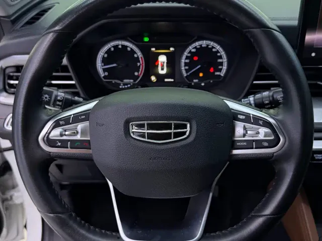 Geely Vision X6 — Фото автомобиля 11