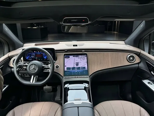 Mercedes-Benz EQE SUV — Фото автомобиля 5