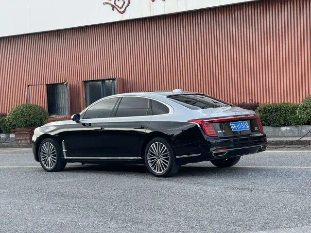 Hongqi H9 — Фото автомобиля 6
