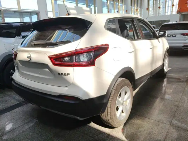 Nissan Qashqai — Фото автомобиля 6