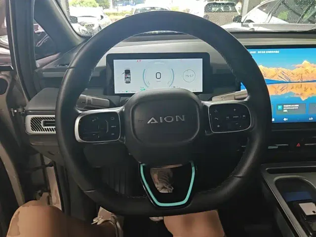 GAC Aion Y — Фото автомобиля 10