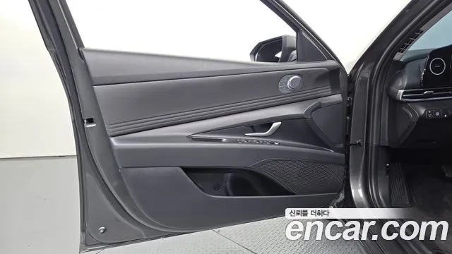 Hyundai Avante CN7 — Фото автомобиля 13