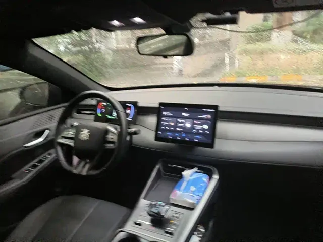 BYD Qin PLUS — Фото автомобиля 12