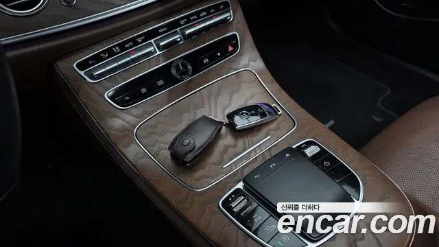 Mercedes-Benz E-Class W213 — Фото автомобиля 23