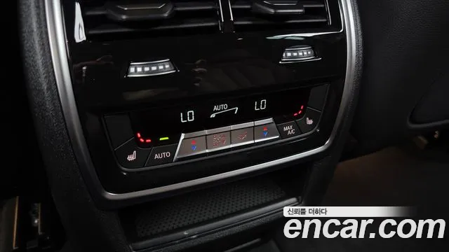 BMW X5 xDrive 40i M Sport — Фото автомобиля 24