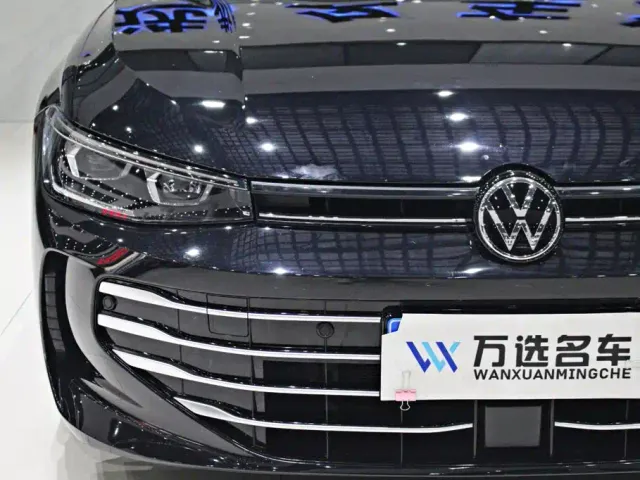 Volkswagen Passat — Фото автомобиля 2