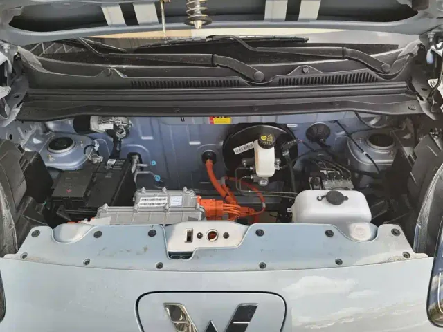 Wuling Hongguang Mini EV — Фото автомобиля 10