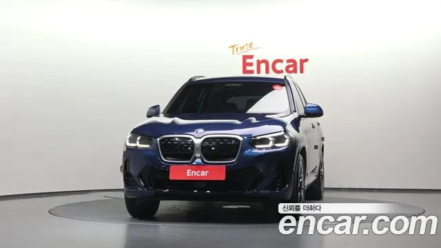 BMW iX3 G08 (2020–2024) — Фото автомобиля 3