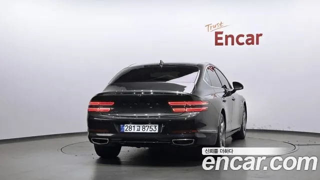 Genesis G80 Бензин 3.5 турбо AWD — Фото автомобиля 3