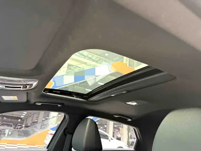 Hyundai Elantra — Фото автомобиля 8