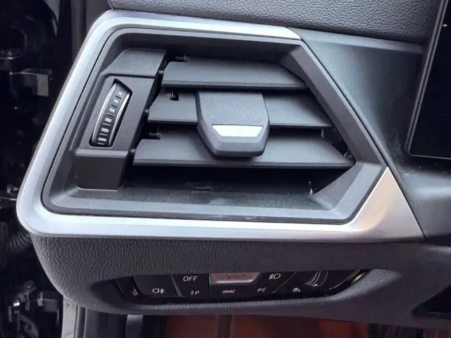 BMW 3 Series — Фото автомобиля 6