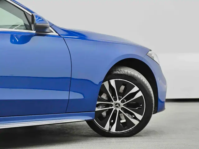 Mercedes-Benz C-Class — Фото автомобиля 29