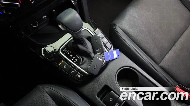 Kia Seltos New — Фото автомобиля 12