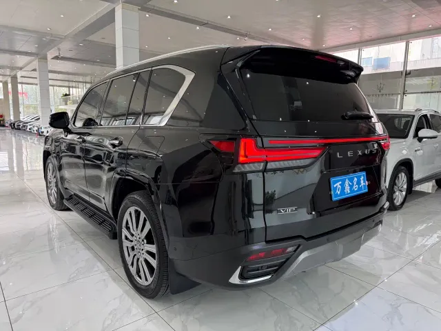 Lexus LX — Фото автомобиля 22