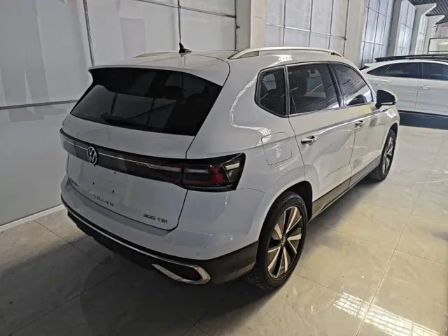 Volkswagen Tharu — Фото автомобиля 4