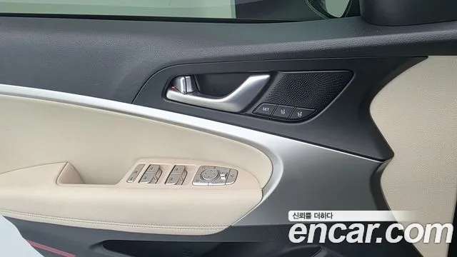 Genesis G70 New — Фото автомобиля 14
