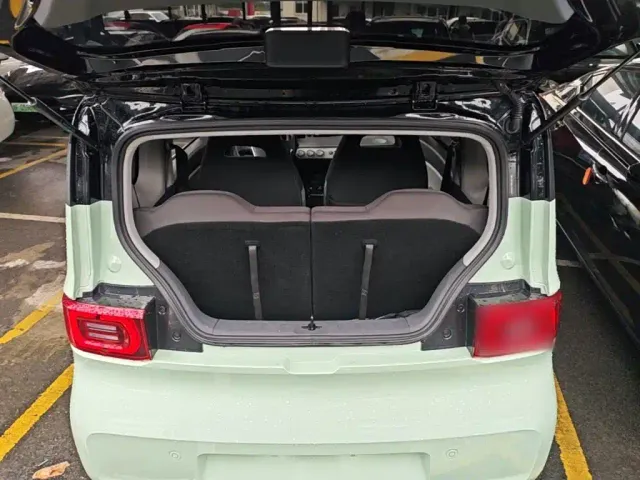 Wuling Hongguang Mini EV — Фото автомобиля 18