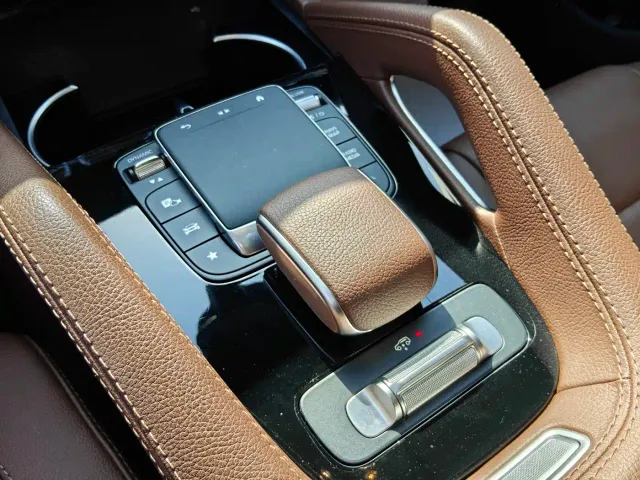 Mercedes-Benz GLE-Class — Фото автомобиля 6