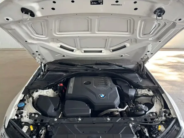 BMW 3 Series — Фото автомобиля 18