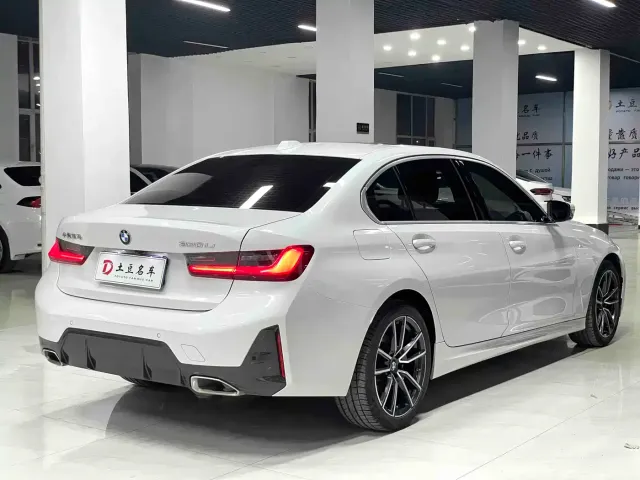 BMW 3 Series — Фото автомобиля 6