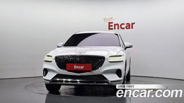 Genesis GV70 — Фото автомобиля 3