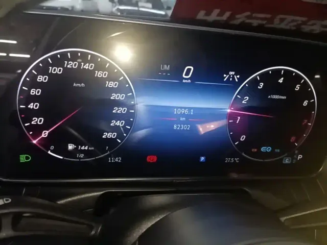 Mercedes-Benz C-Class — Фото автомобиля 11