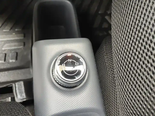 Wuling Zhiguang NEV — Фото автомобиля 10