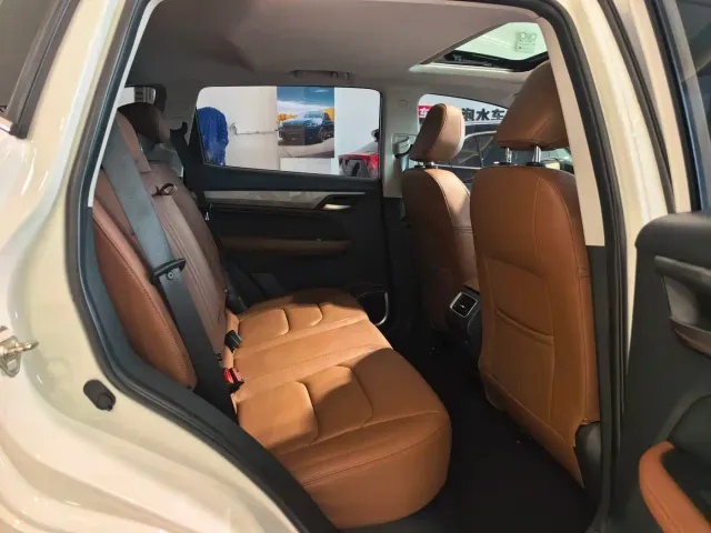Geely Vision X6 — Фото автомобиля 17