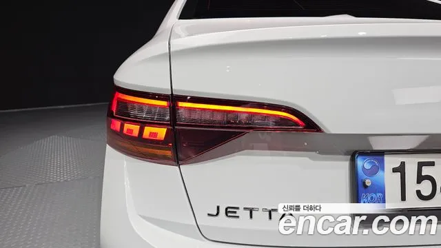 Volkswagen Jetta — Фото автомобиля 21
