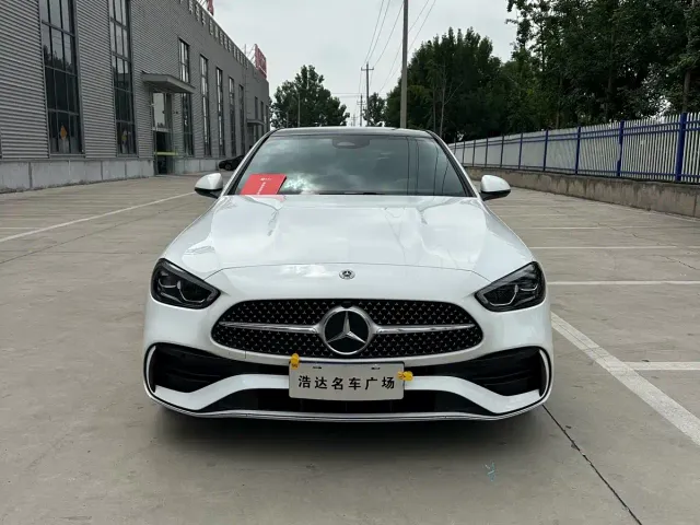 Mercedes-Benz C-Class — Фото автомобиля 2