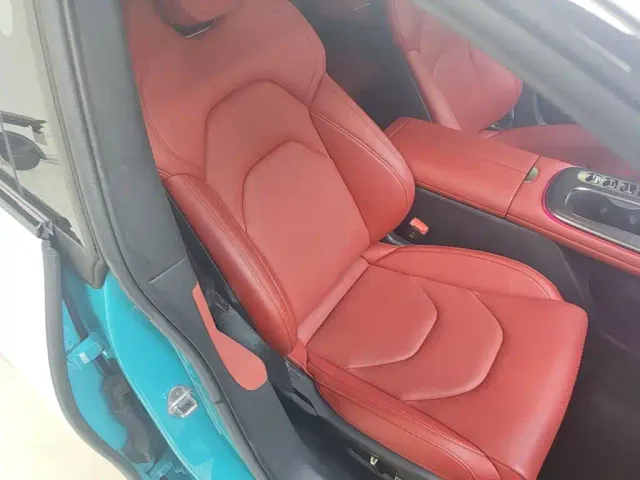 Xiaomi SU7 — Фото автомобиля 24