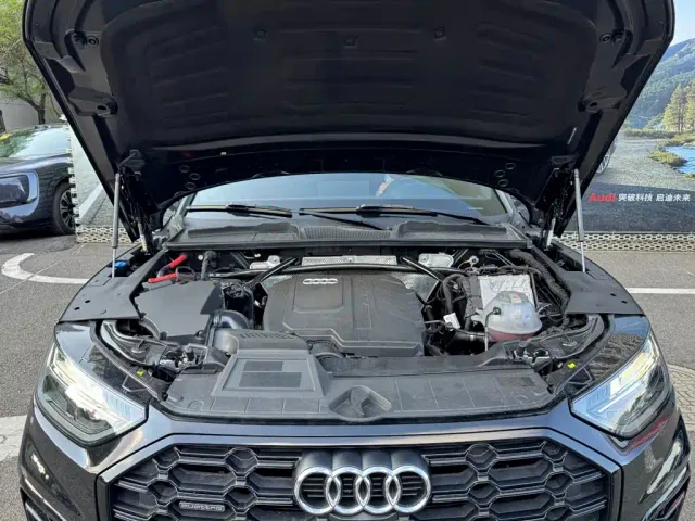 Audi Q5L — Фото автомобиля 27