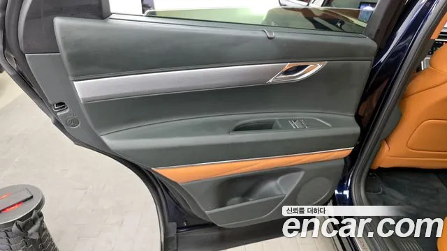 Genesis GV80 2.5T Бензин 2WD — Фото автомобиля 25