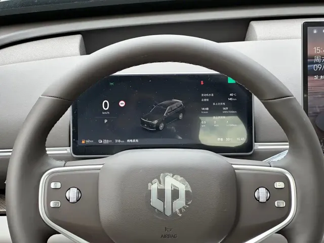 Leapmotor D Series — Фото автомобиля 5
